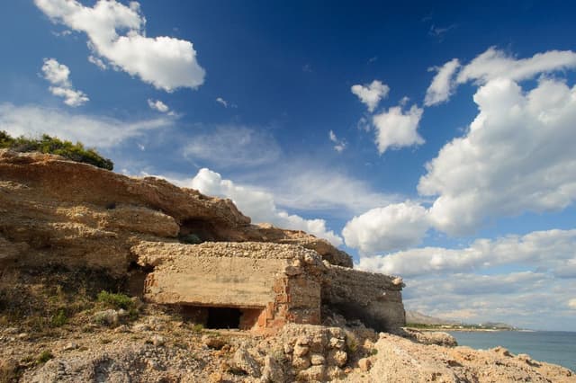 5. "Punta de la Galera" (Ruta GR-92)