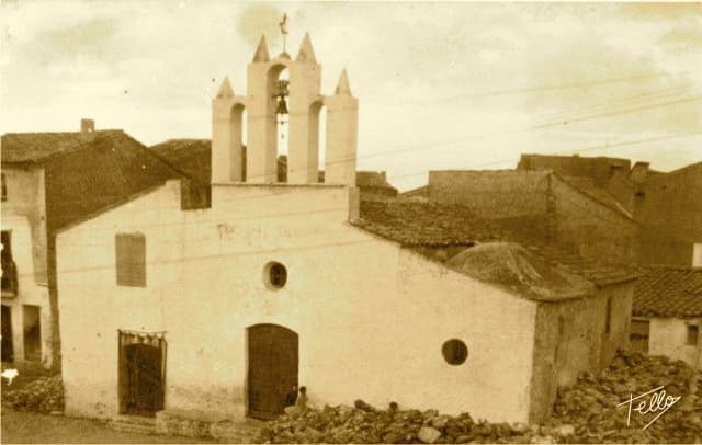 4. Plaza de "l'Esglèsia" (Ruta histórica de l'Ametlla de Mar)